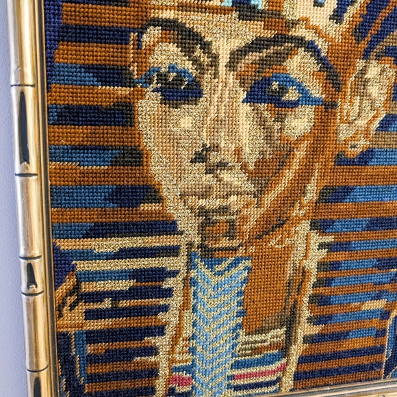Pharaoh embroidery - Picture 2 of 2